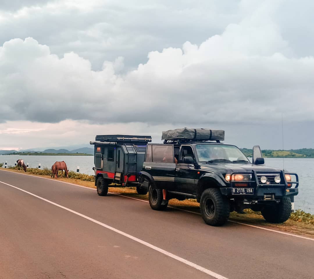 Road Trip Seru Naik Camper Trailer Bersama Samarauke Adventure